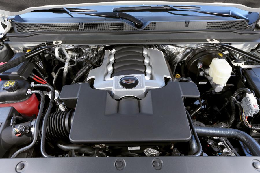  Cadillac Escalade Platinum 2015 года  (JP) (фото 24 из 24)